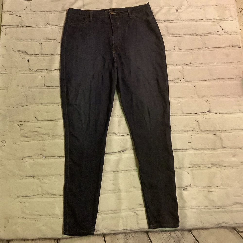 MADE IN USA PANTS.     SIZE 1X